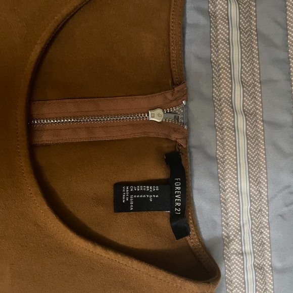 Tunic - Picture 3 of 3